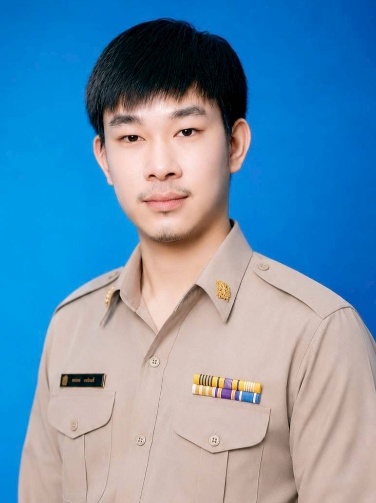 นาย ทศพร เดชมนต์