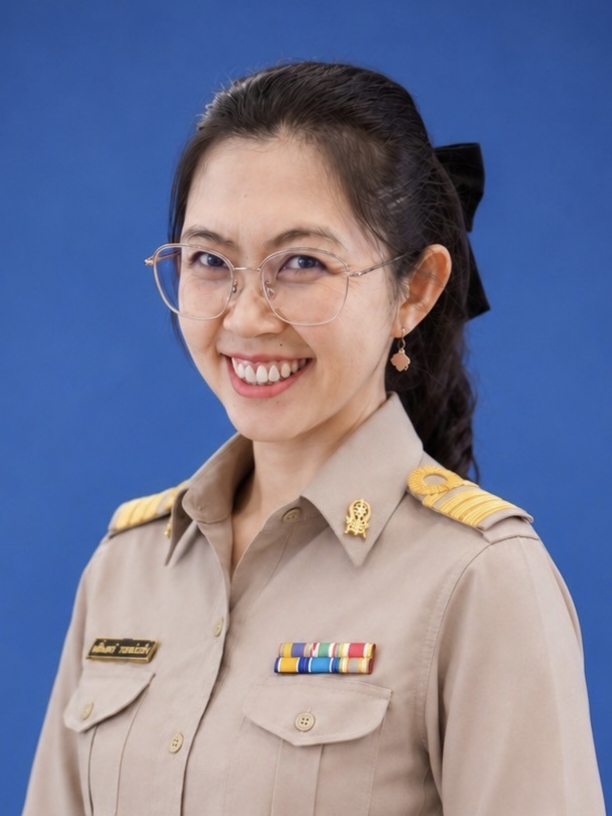 นาง มณีเนตร วรรณประทีป